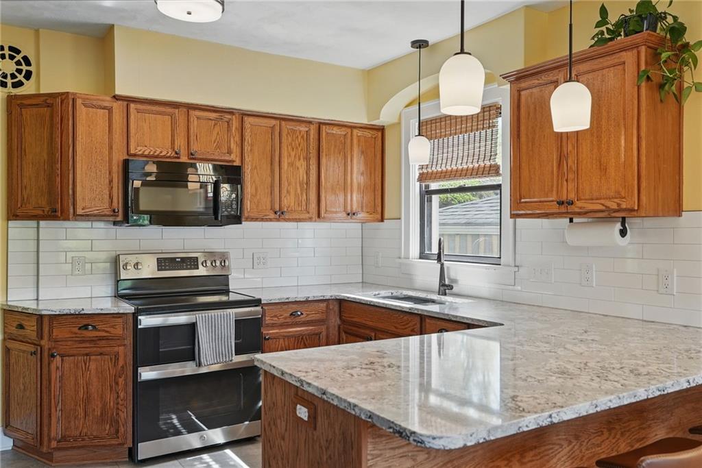 116 Rae Avenue Pittsburgh, PA 15228 - Photo 12 of 35 Gallery Image 12