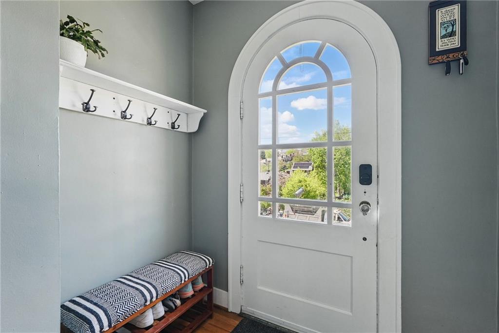 116 Rae Avenue Pittsburgh, PA 15228 - Photo 4 of 35 Gallery Image 4
