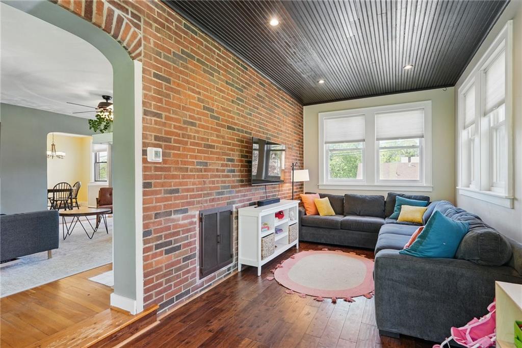 116 Rae Avenue Pittsburgh, PA 15228 - Photo 8 of 35 Gallery Image 8