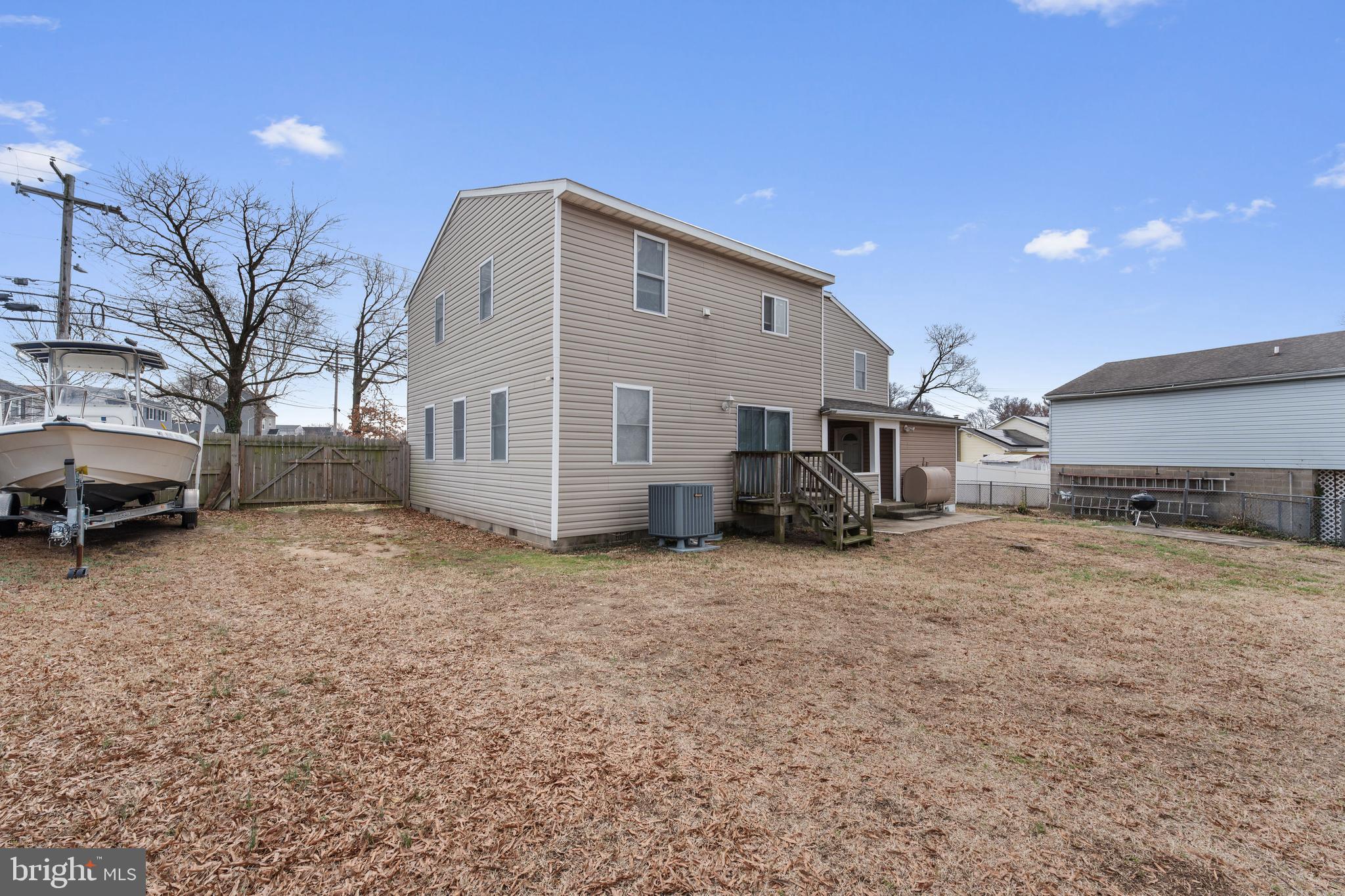 910 Hilltop Road Curtis Bay, MD 21226 - Photo 22 of 28 a view of a house with a backyard