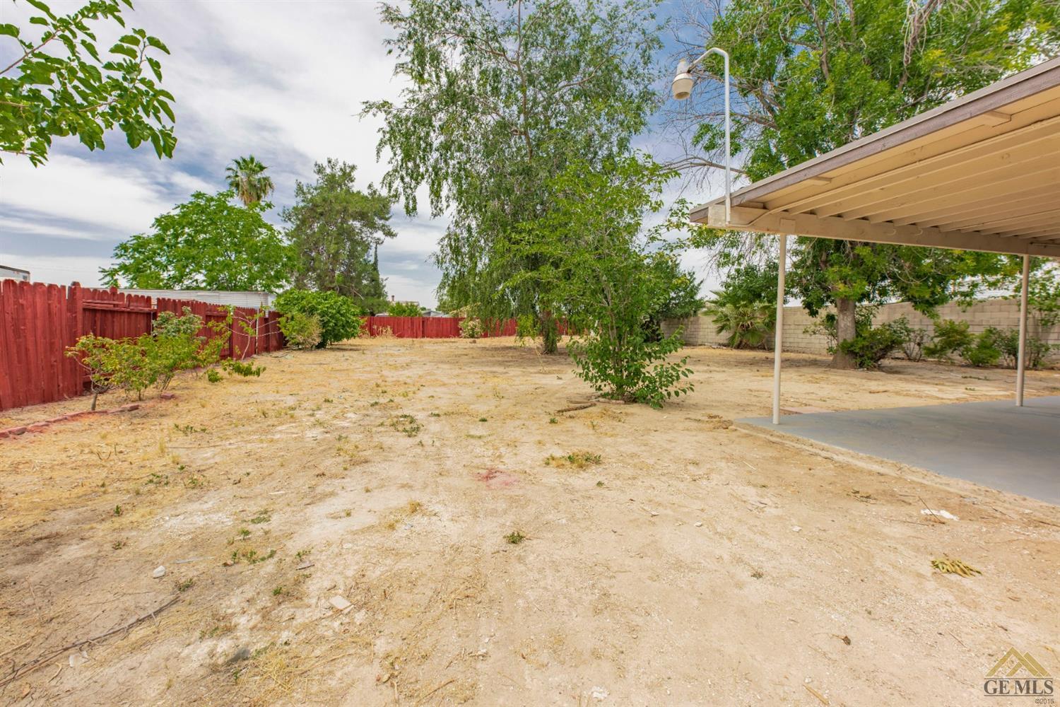 312 Rush Street Bakersfield, CA 93307 - Photo 34 of 40