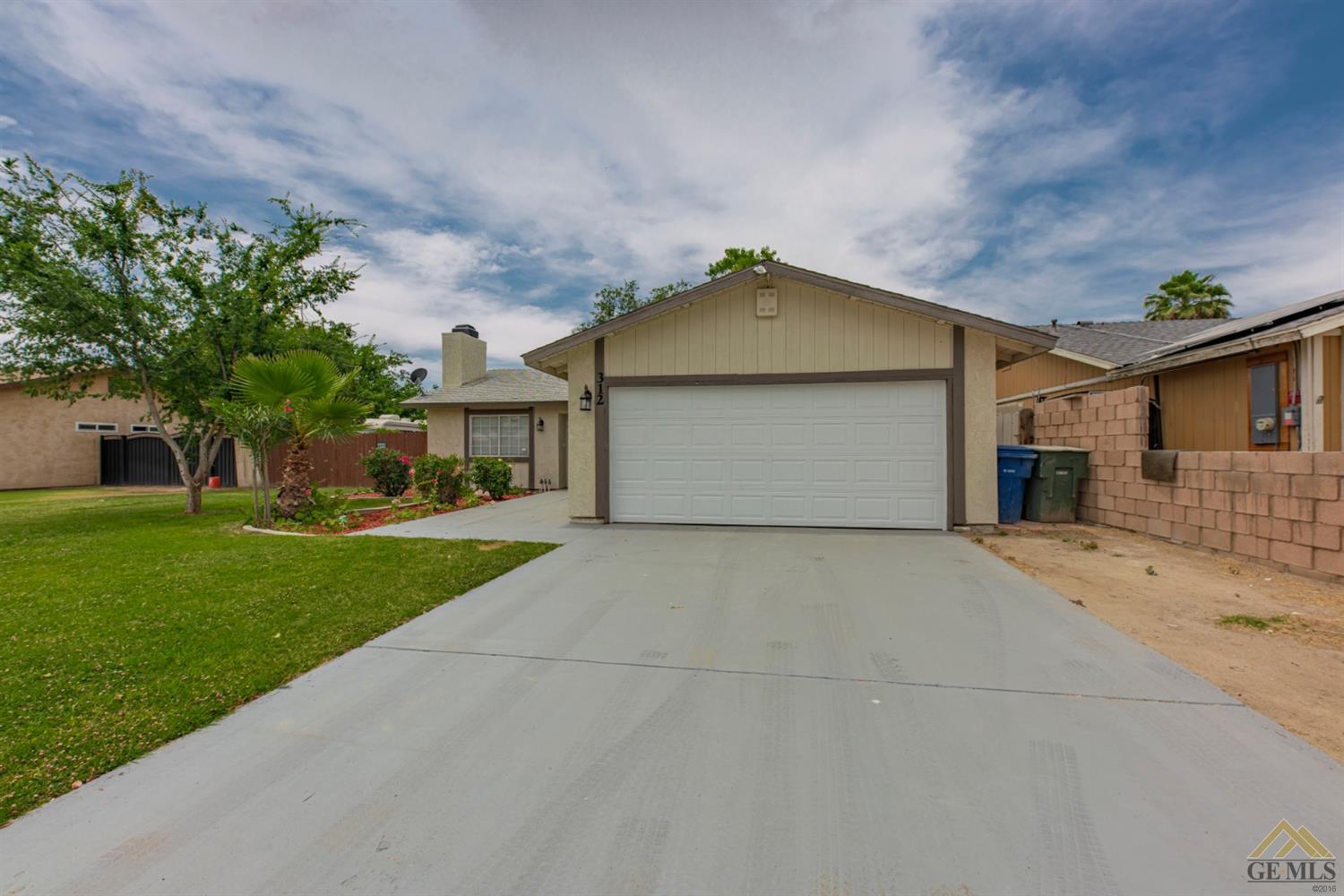 312 Rush Street Bakersfield, CA 93307 - Photo 38 of 40