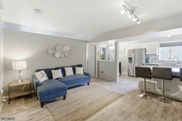 $3,100 | 51 Mt Kemble Avenue, Unit 207, Morristown, NJ 07960