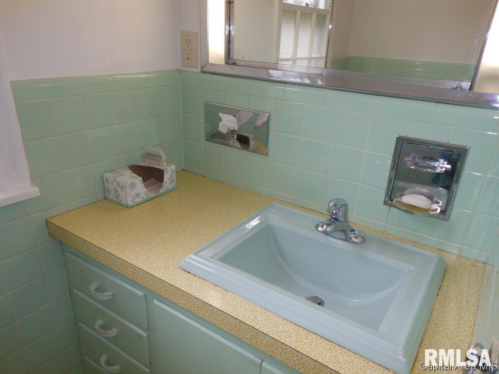 2312 South State Street Springfield, IL 62704 - Photo 14 of 36