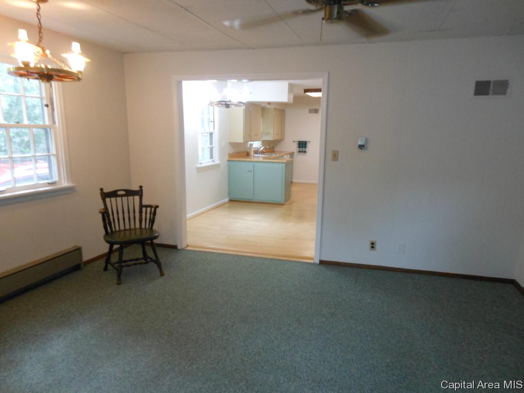 2312 South State Street Springfield, IL 62704 - Photo 9 of 36
