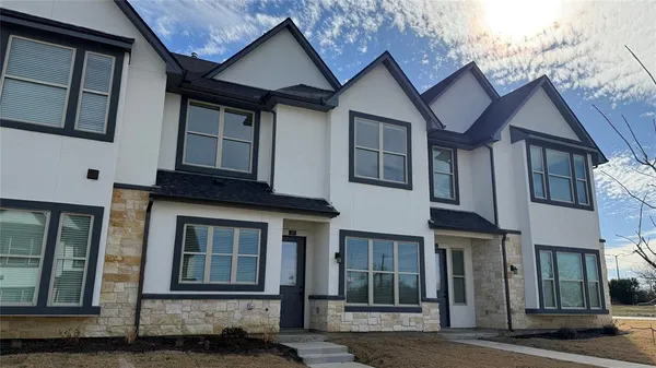 $2,625 | 353 Buck Ridge Drive, Little Elm, TX 75068