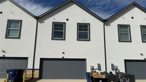 $2,625 | 353 Buck Ridge Drive, Little Elm, TX 75068