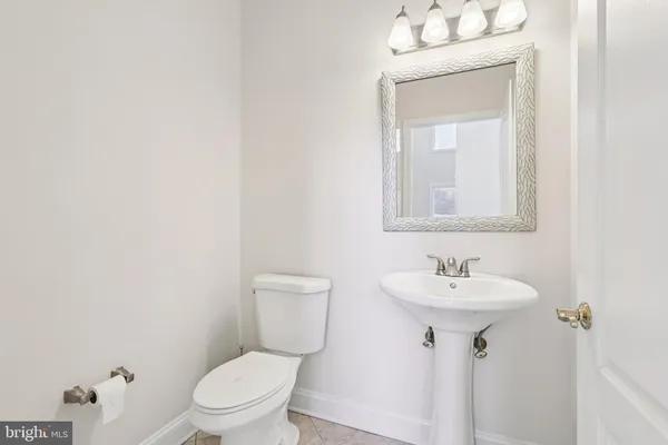 $1,480,000 | 663 Augusta Court, Berwyn, PA 19312