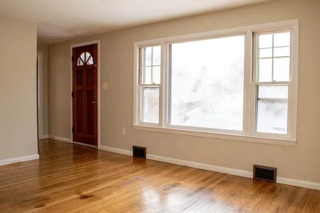 $314,900 | 12 Wilmot Street, Fitchburg, MA 01420