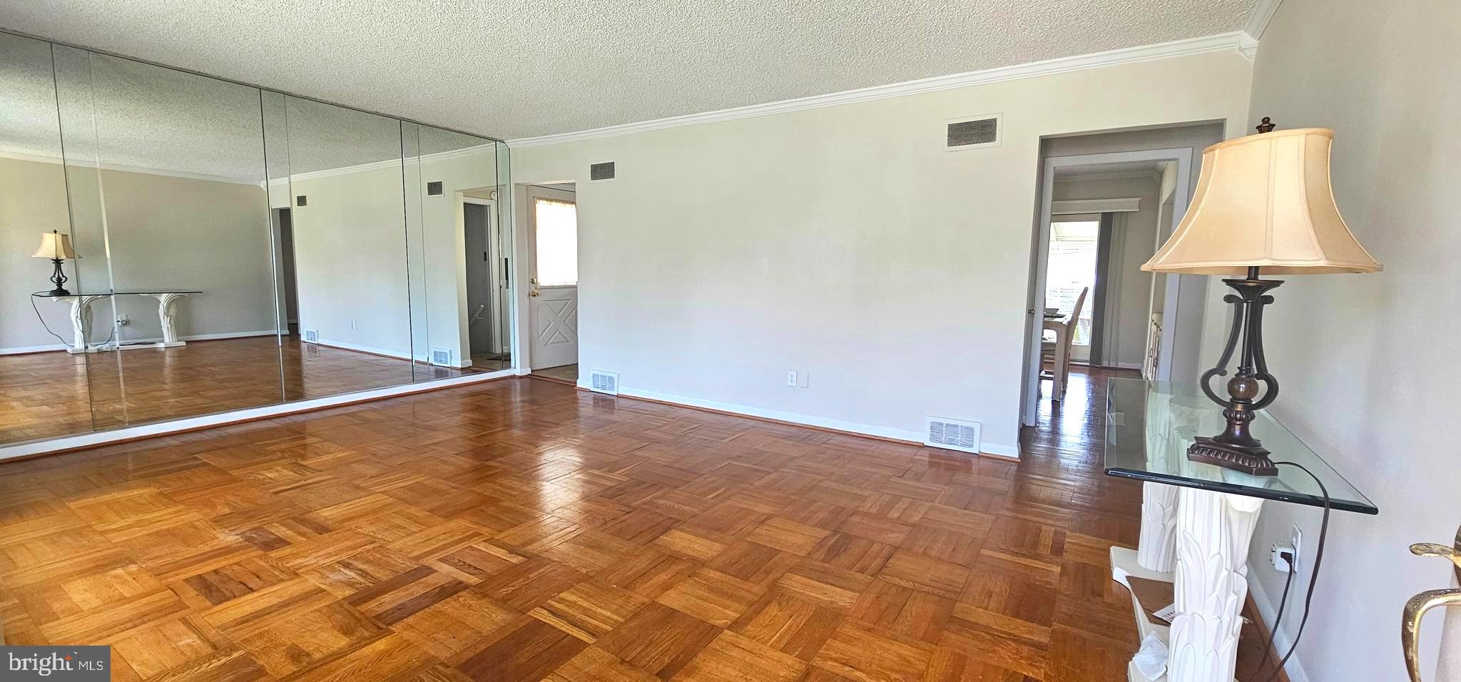 401 Burnt Mill Road Cherry Hill, NJ 08003 - Photo 5 of 17 Gallery Image 5