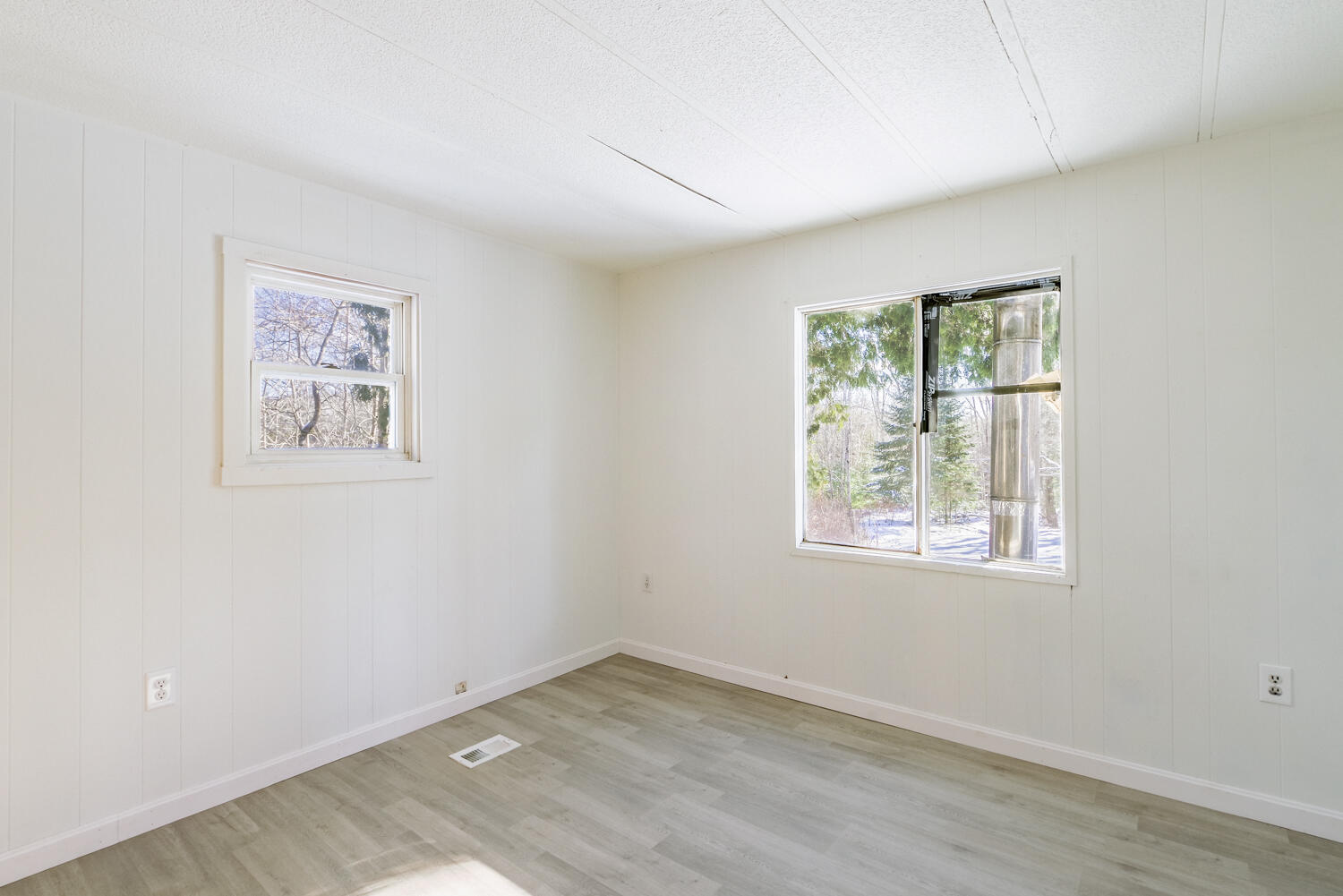 244 Main Street Hope, ME 04847 - Photo 17 of 22 bedroom 4