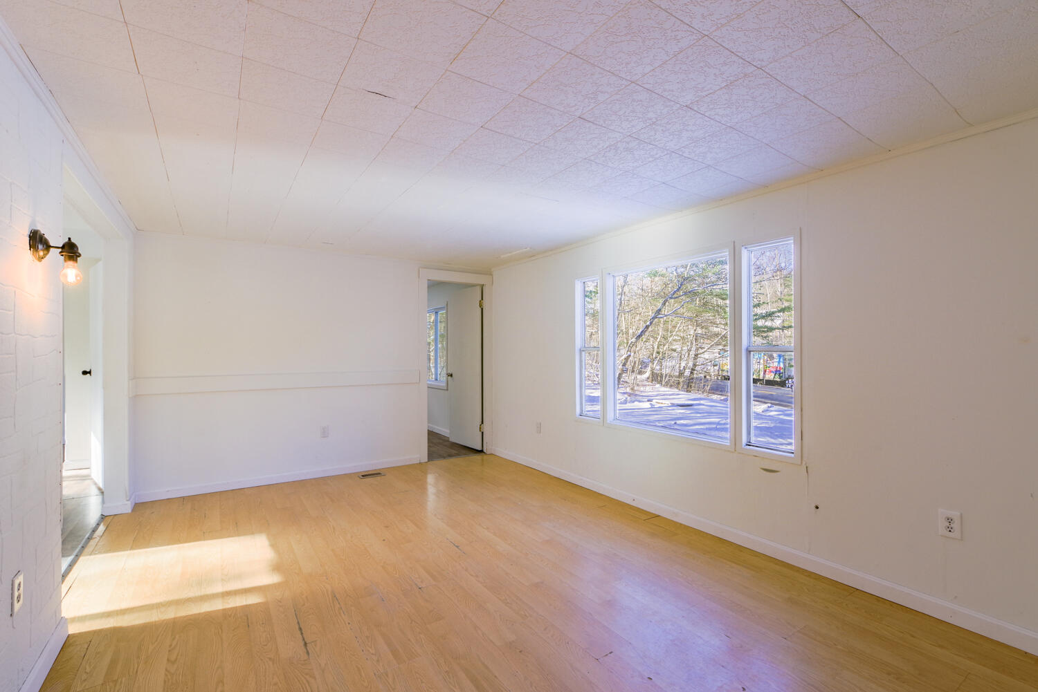 244 Main Street Hope, ME 04847 - Photo 4 of 22 living room