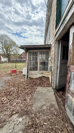 $195,000 | 8 School Street, Fitchburg, MA 01420