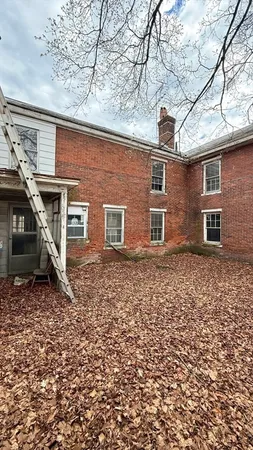 $195,000 | 8 School Street, Fitchburg, MA 01420