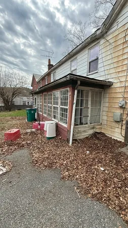 $195,000 | 8 School Street, Fitchburg, MA 01420