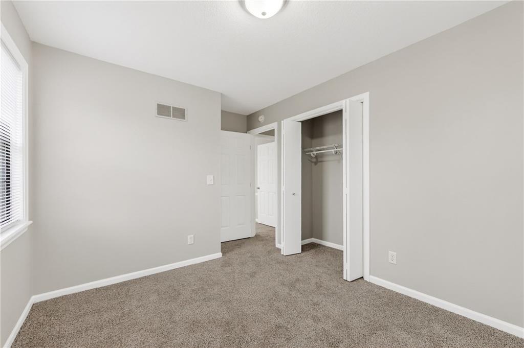 516 Sharon Drive Liberty, MO 64068 - Photo 16 of 33