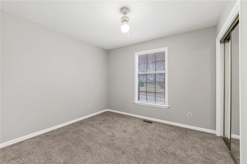 516 Sharon Drive Liberty, MO 64068 - Photo 17 of 33