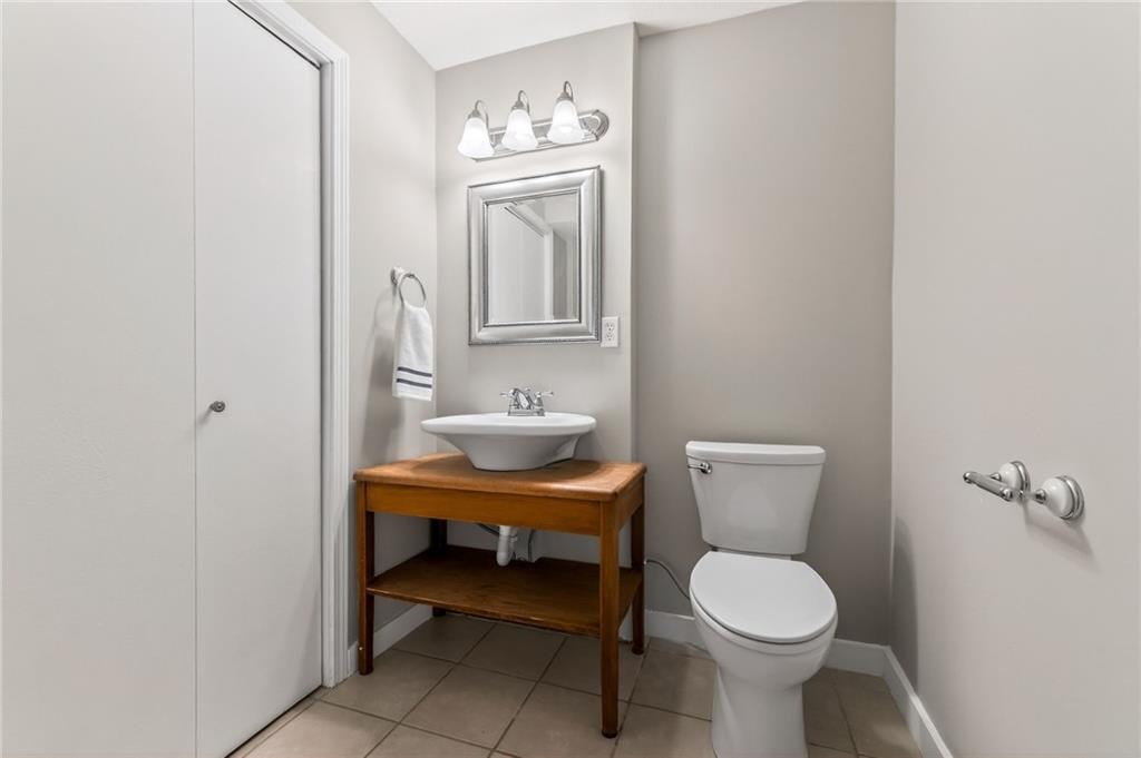 516 Sharon Drive Liberty, MO 64068 - Photo 24 of 33