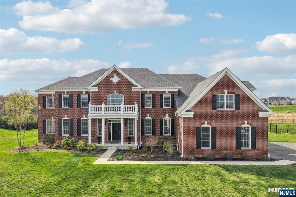 22 Woodmere Road Upper Saddle River, NJ 07458 - Photo 1 of 40