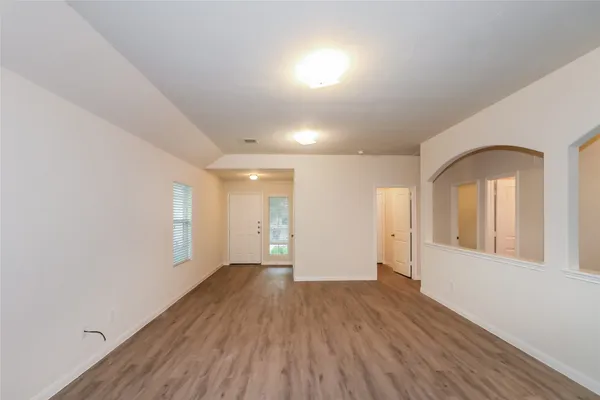 $1,950 | 5567 Latta Plantation Drive, Katy, TX 77449