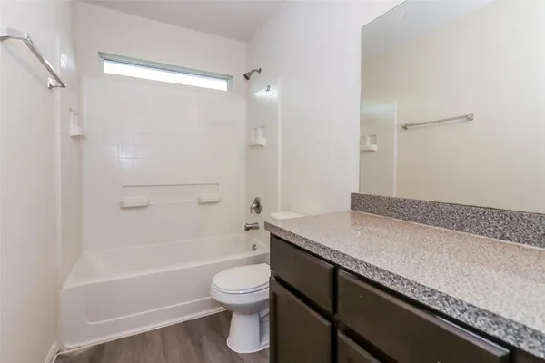 $1,950 | 5567 Latta Plantation Drive, Katy, TX 77449