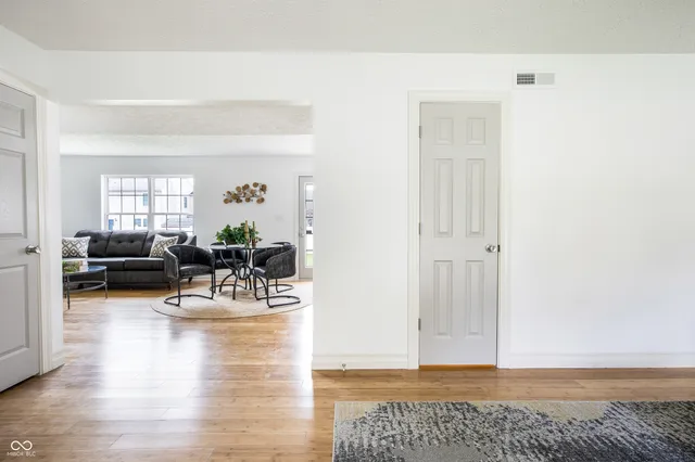 $324,900 | 2248 Salem Park Drive, Indianapolis, IN 46239