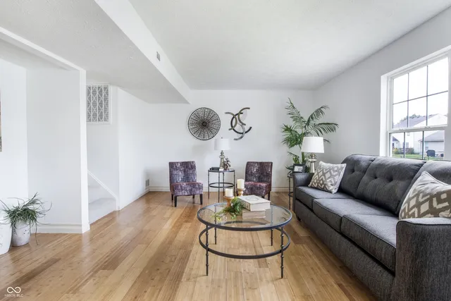 $324,900 | 2248 Salem Park Drive, Indianapolis, IN 46239