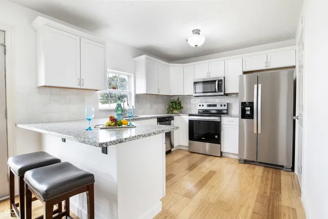 $324,900 | 2248 Salem Park Drive, Indianapolis, IN 46239