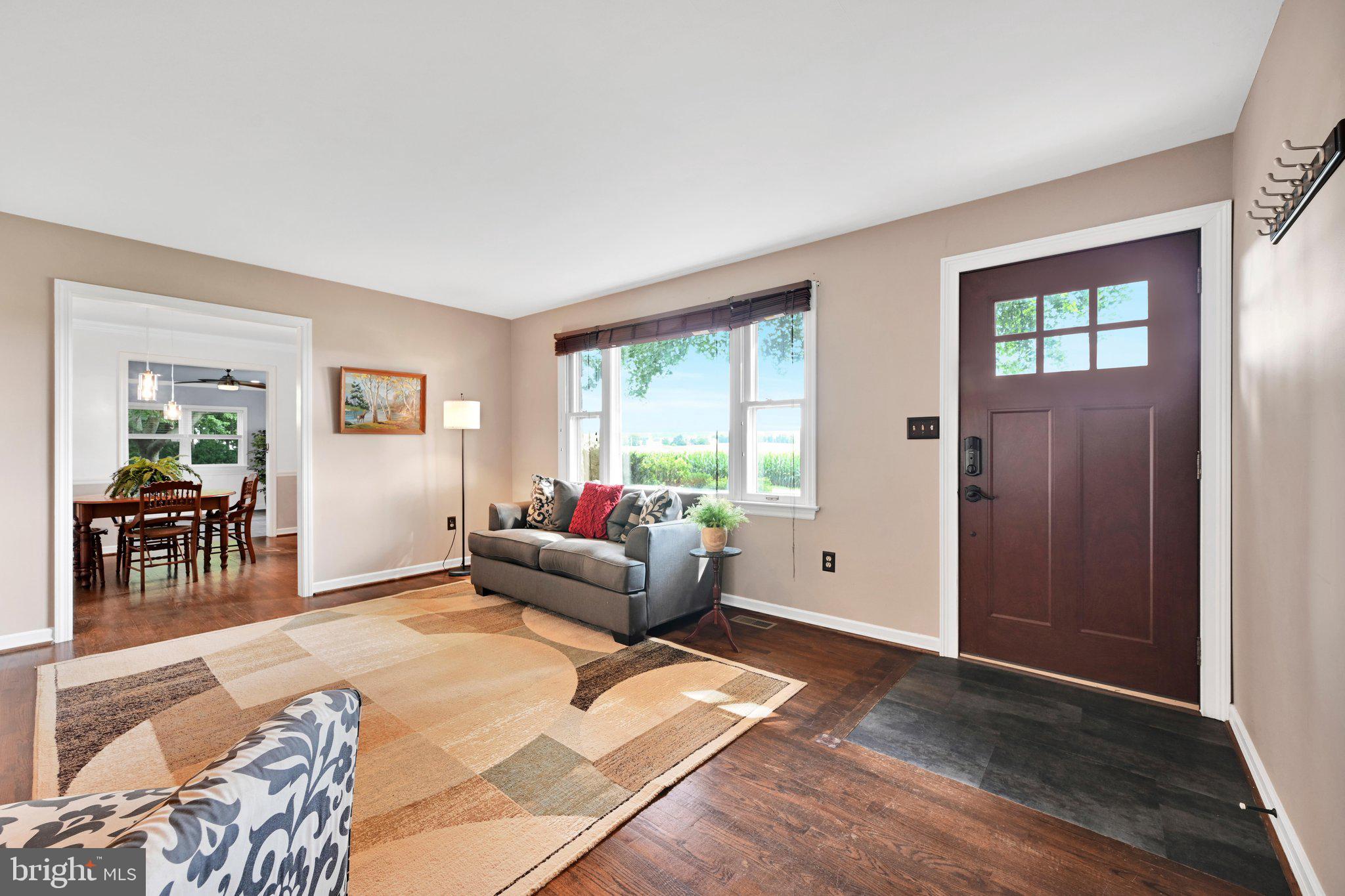 4075 Nolt Road Mount Joy, PA 17552 - Photo 11 of 46 Living Area