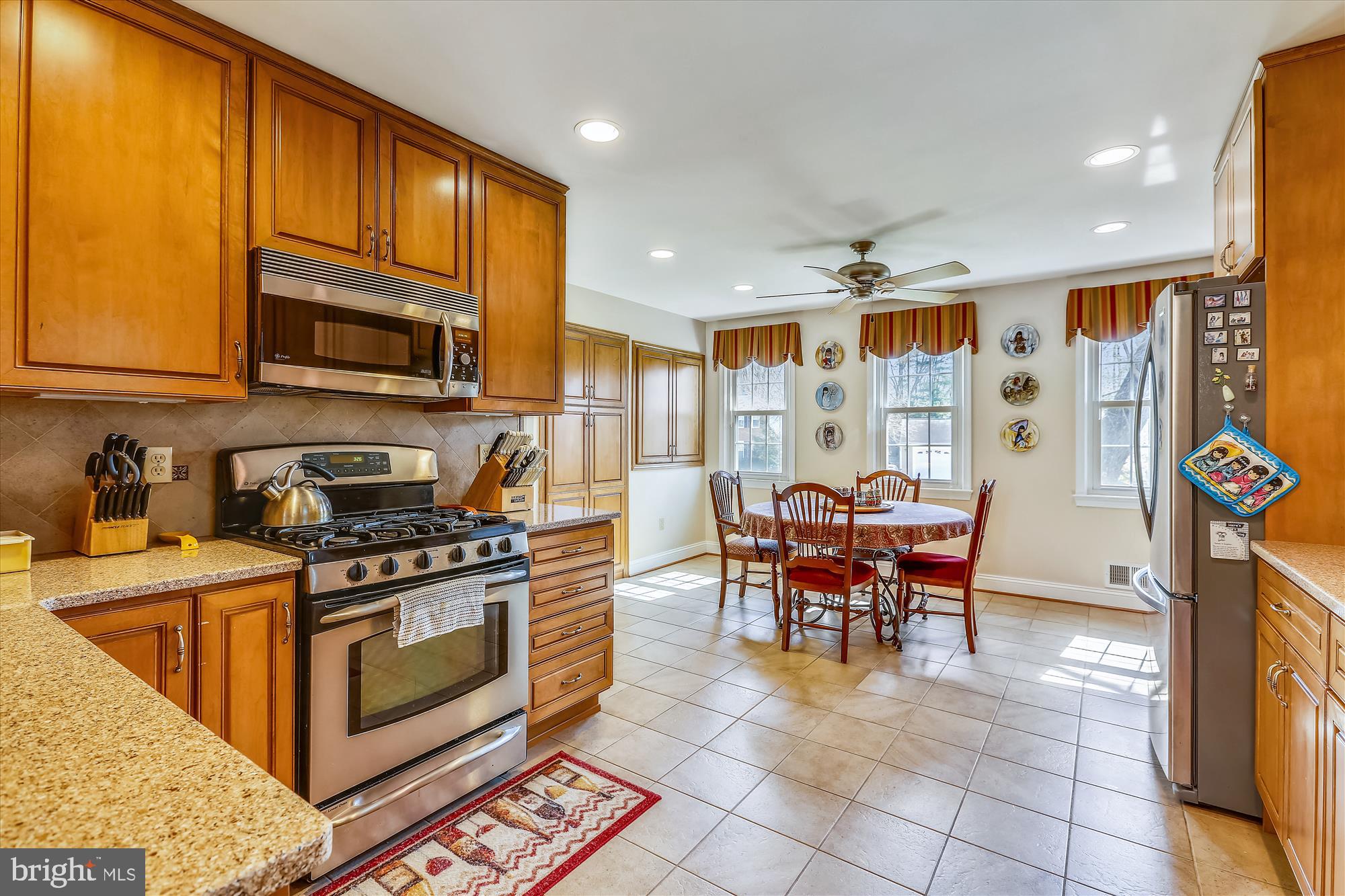 1701 Woodwell Road Silver Spring, MD 20906 - Photo 12 of 33 Kitchen