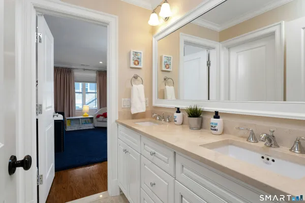 $3,095,000 | 35 Hazel Street, Darien, CT 06820