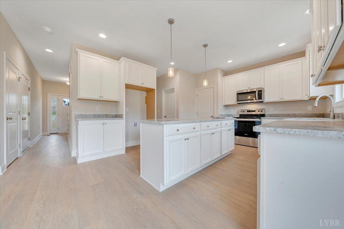 1015 Elk Crk Road Forest, VA 24551 - Photo 4 of 17 Gallery Image 4