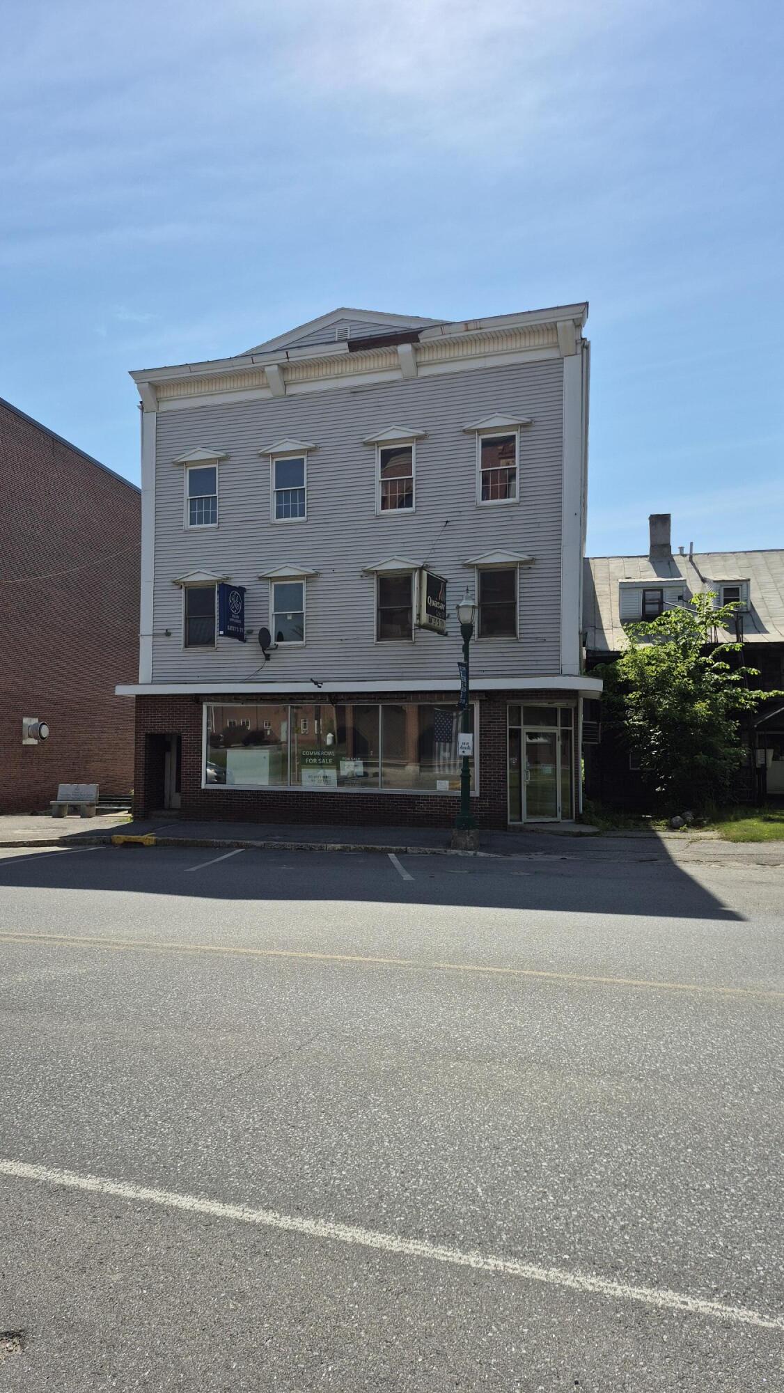 136 Main Street Fairfield, ME 04937 - Photo 1 of 5 1 Front