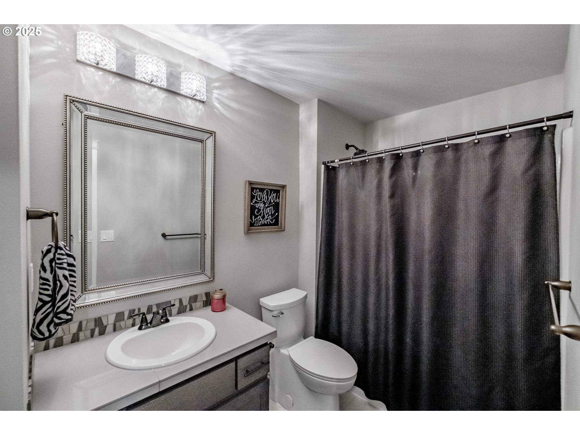 2412 Northeast Summit Drive Albany, OR 97321 - Photo 22 of 48