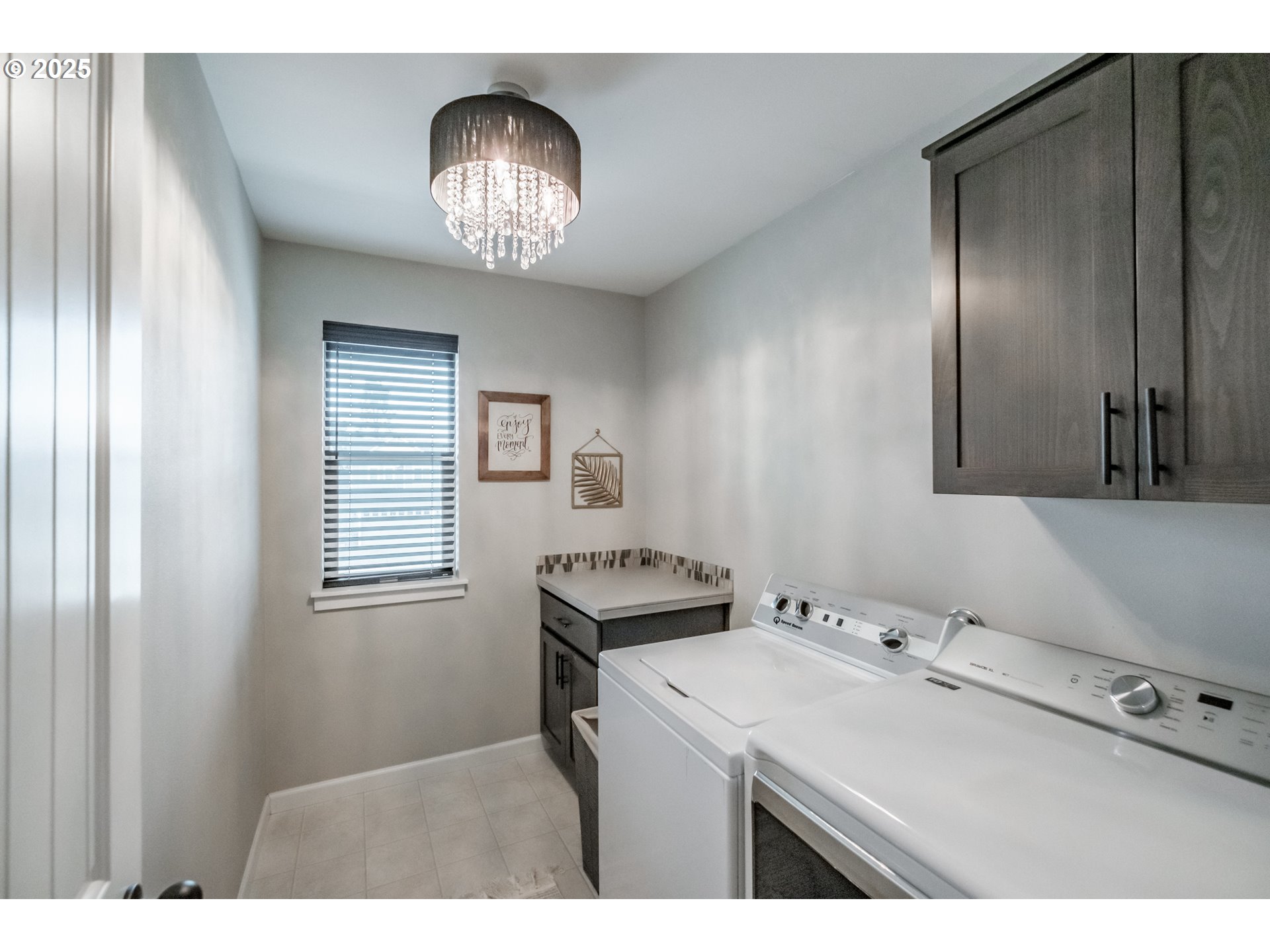 2412 Northeast Summit Drive Albany, OR 97321 - Photo 24 of 48