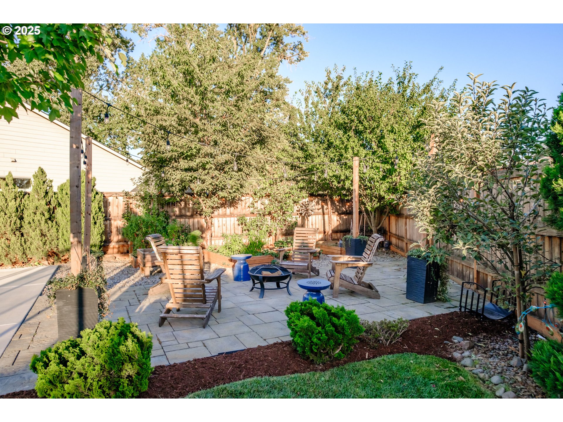 2412 Northeast Summit Drive Albany, OR 97321 - Photo 40 of 48