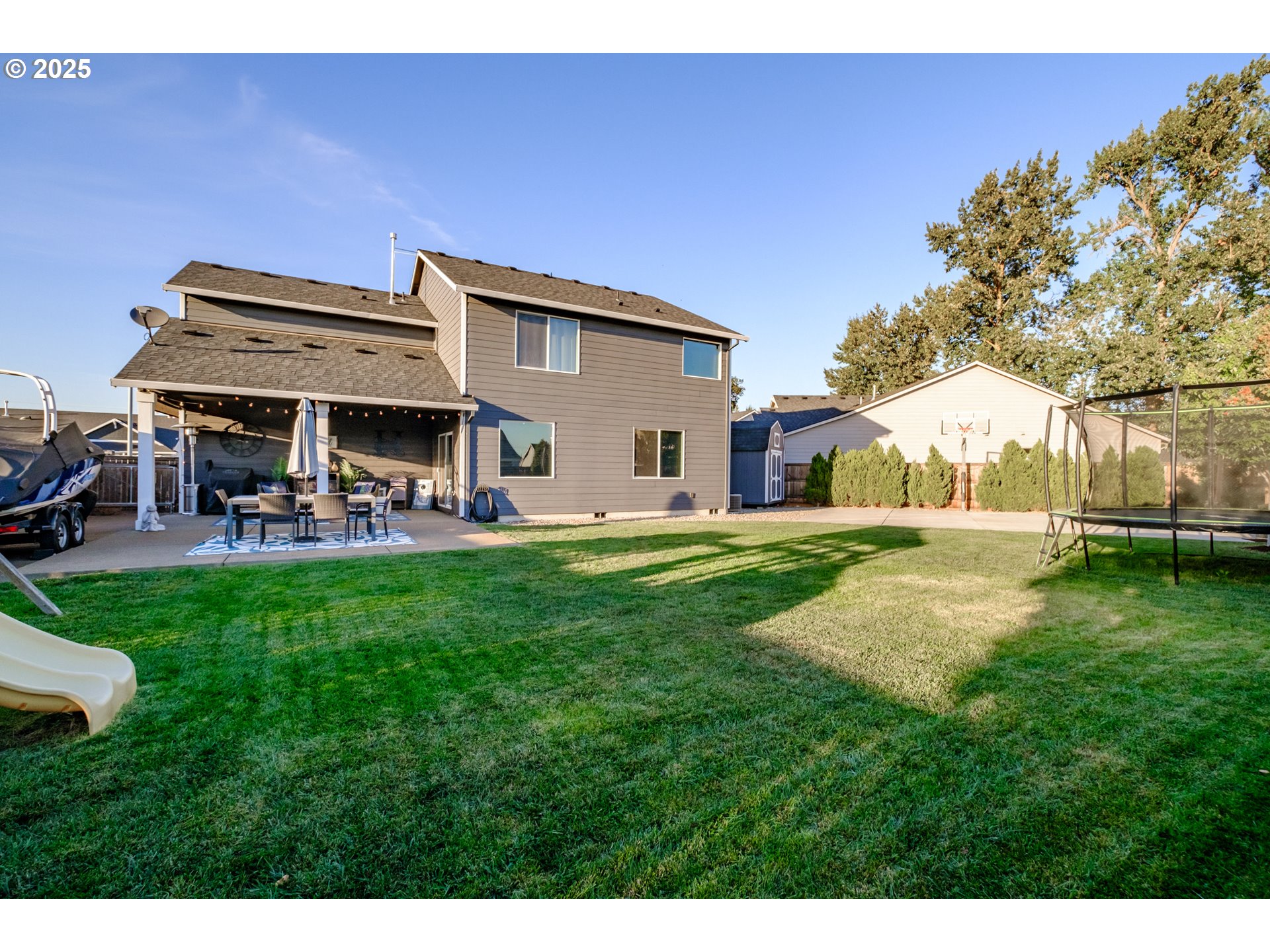 2412 Northeast Summit Drive Albany, OR 97321 - Photo 41 of 48