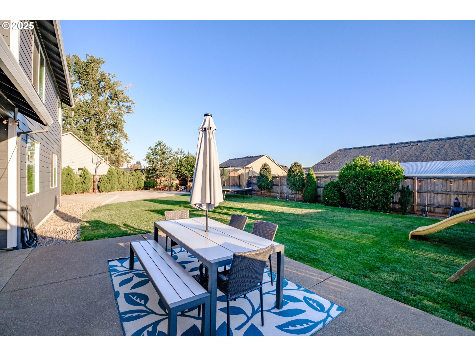 2412 Northeast Summit Drive Albany, OR 97321 - Photo 42 of 48