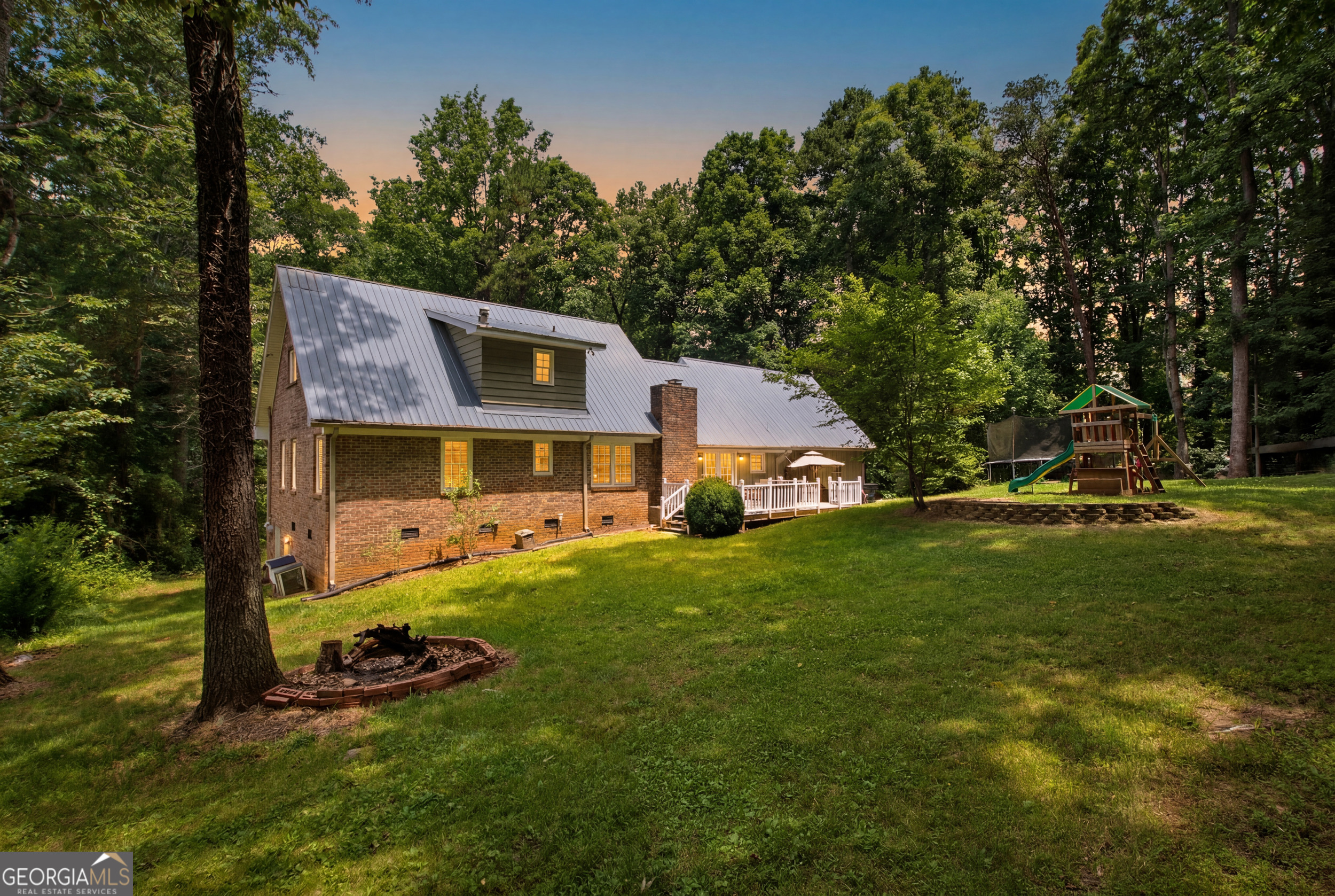 147 Ridgeway Circle Cornelia, GA 30531 - Photo 3 of 51