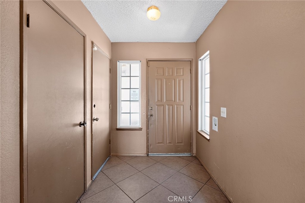 498 Serrana Road Perris, CA 92570 - Photo 5 of 29 Gallery Image 5