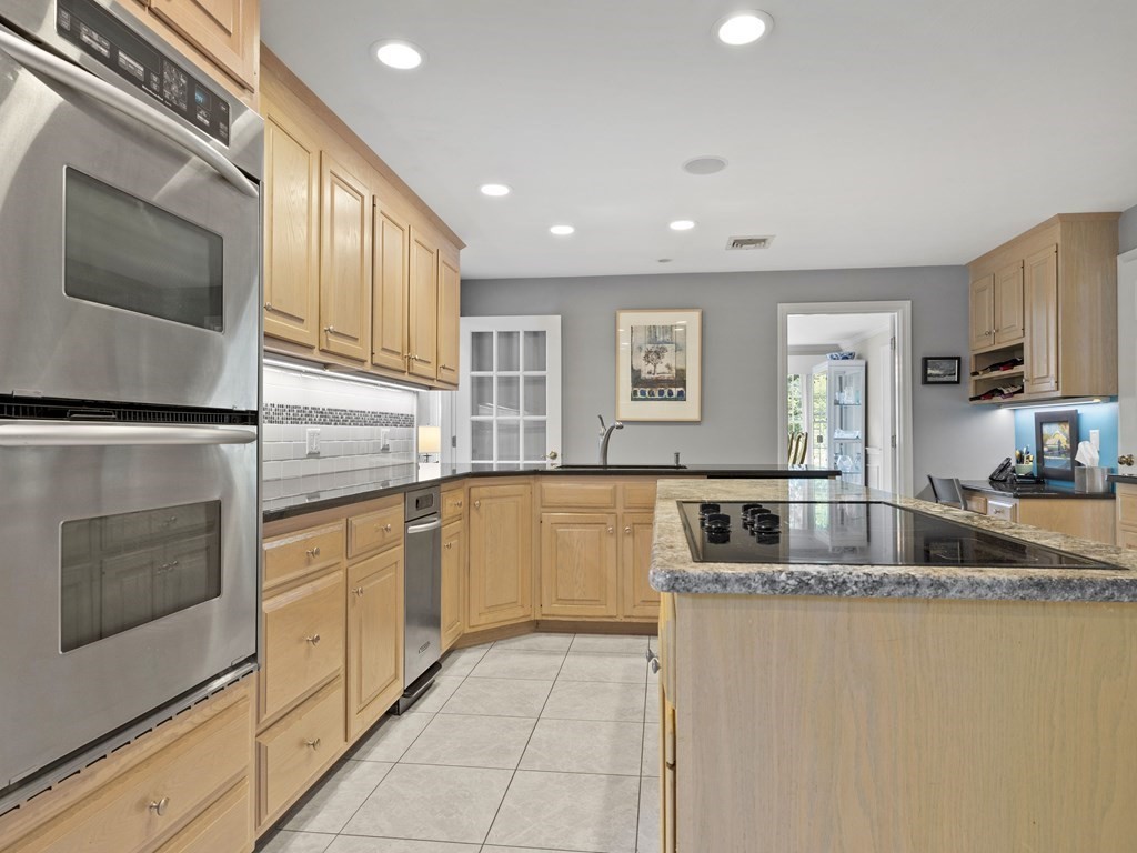 3 Justin Road Natick, MA 01760 - Photo 10 of 28 Gallery Image 10