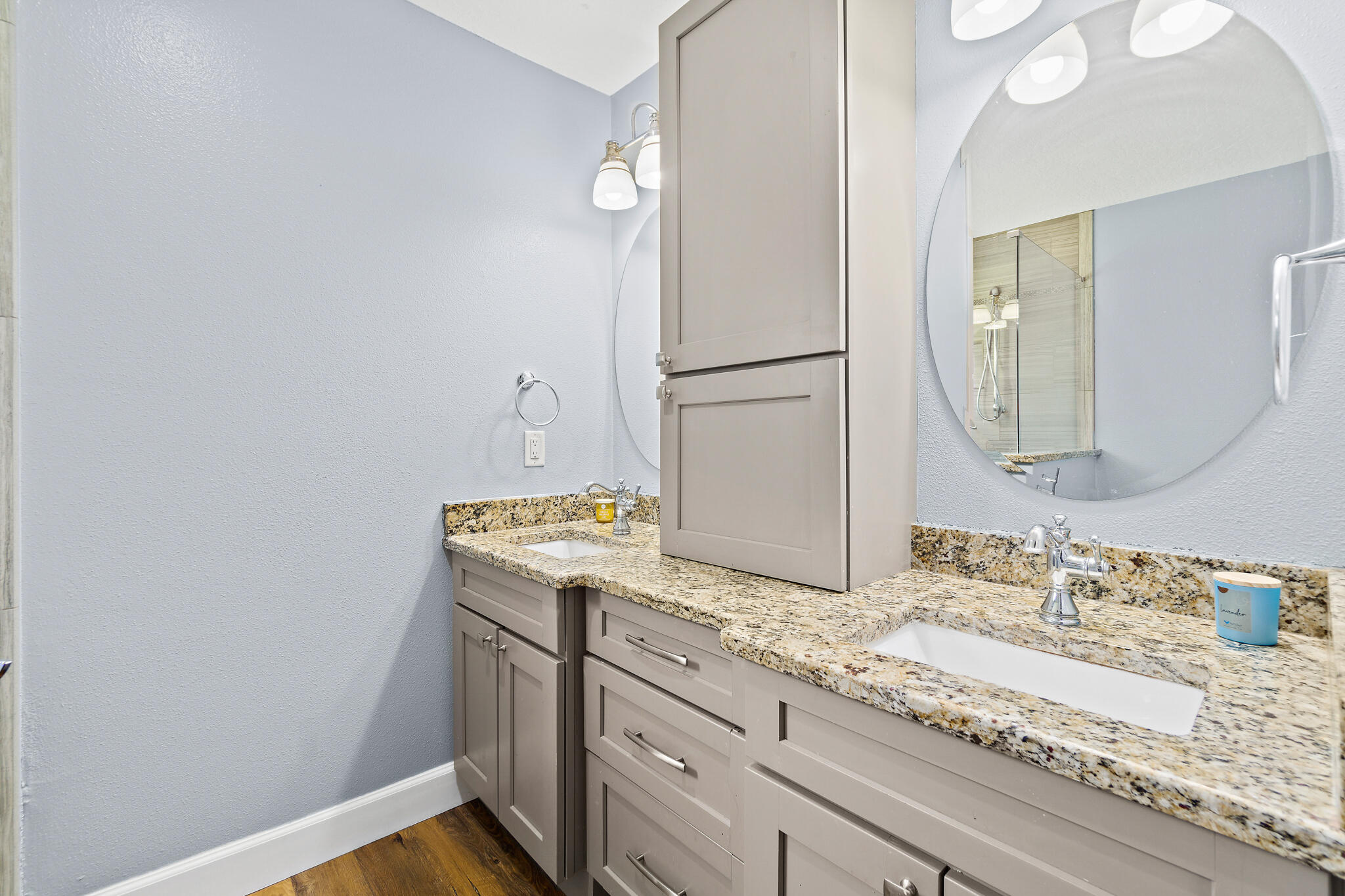 810 Knecht Road Northeast Palm Bay, FL 32905 - Photo 36 of 63 a bathroom with a granite countertop sink and a mirror