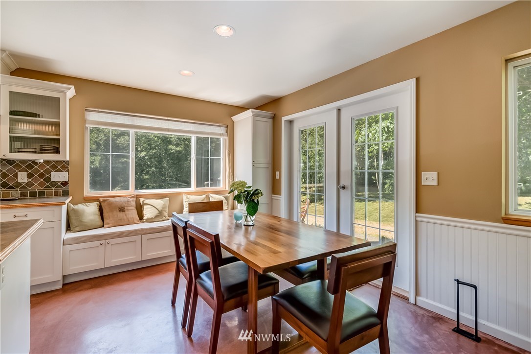 5770 Reese Hill Road Sumas, WA 98295 - Photo 9 of 23 Gallery Image 9