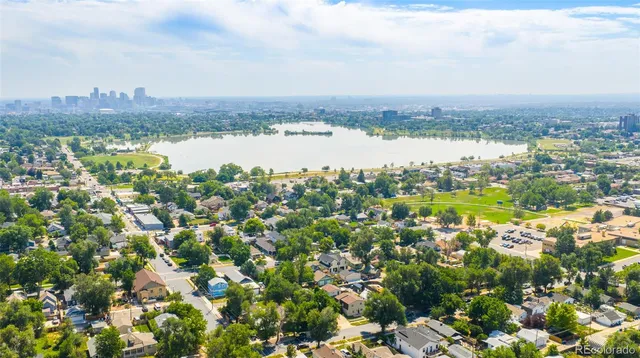 an aerial view of multiple house