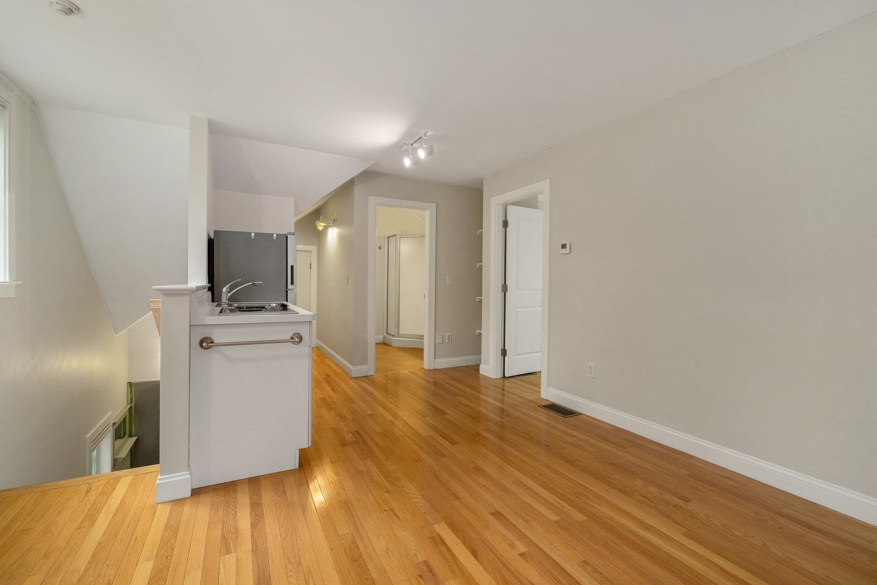 7 Locke Road New Castle, NH 03854 - Photo 20 of 40 Gallery Image 20