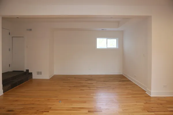 $3,200 | 1637 North Clybourn Avenue, Unit CH2, Chicago, IL 60614
