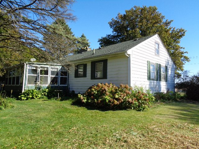 1592 North Meridian Road Rockford, IL 61101 - Photo 3 of 20 Gallery Image 3