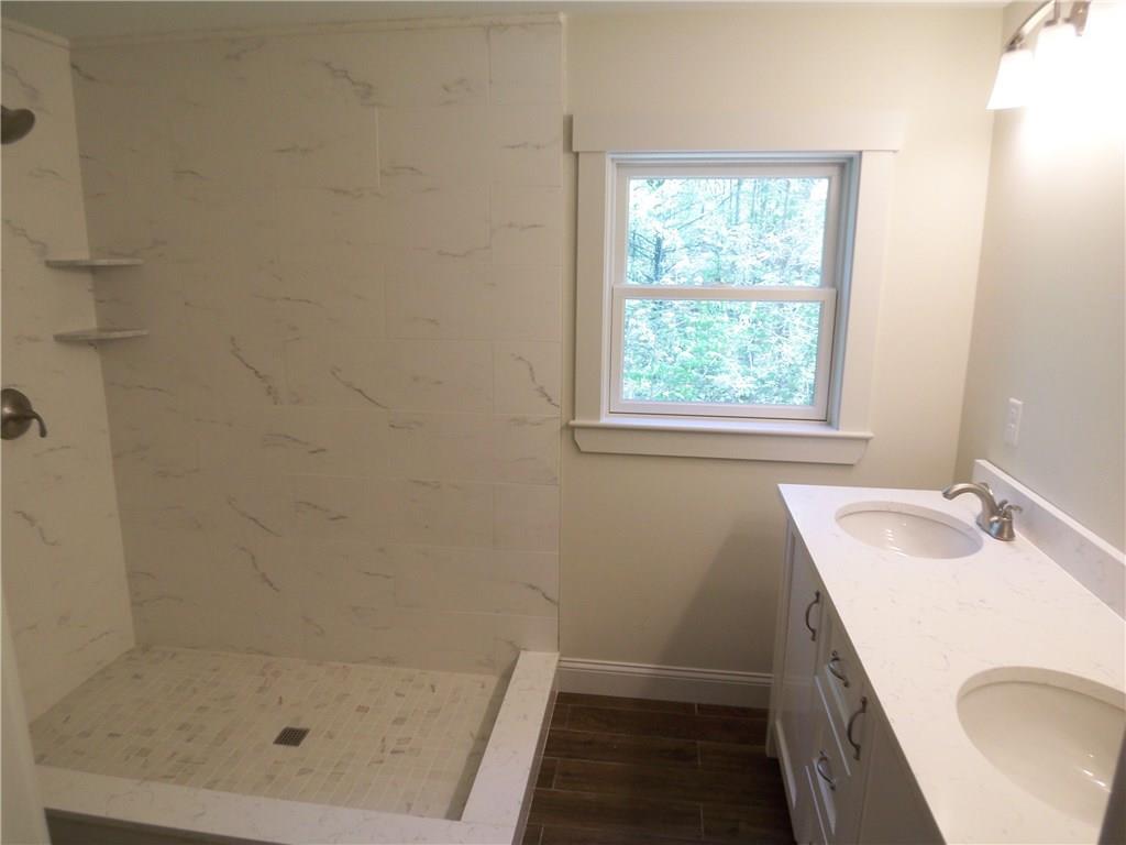 67 Mountain Road Cape Neddick, ME 03902 - Photo 14 of 18 Photo