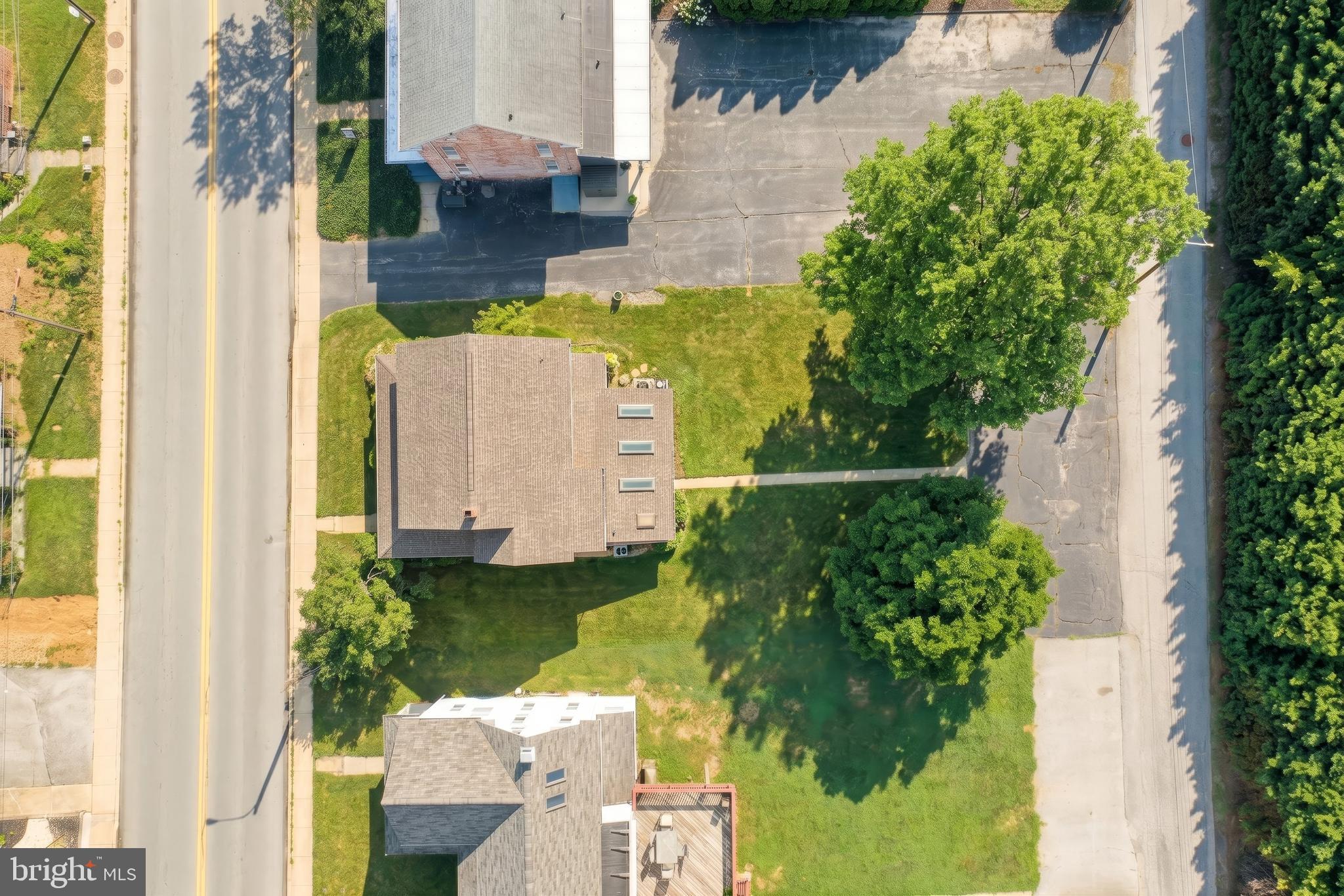 2421 South Queen Street York, PA 17402 - Photo 7 of 40 Gallery Image 7