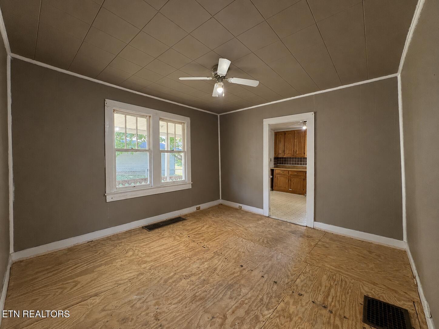 1732 North Wright Road Alcoa, TN 37701 - Photo 6 of 26 Dining Room